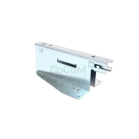 Кронштейн (завеса) двери для духовки Electrolux 3877288013